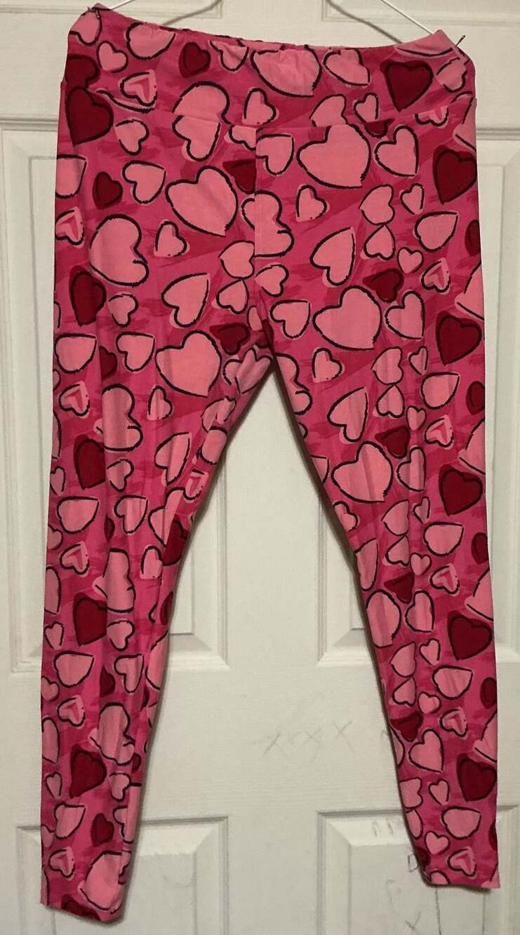 LuLaRoe Heart Print Leggings Pink Valentine OS